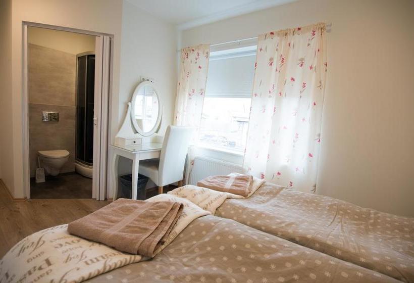 تختخواب و صبحانه Guesthouse Grund