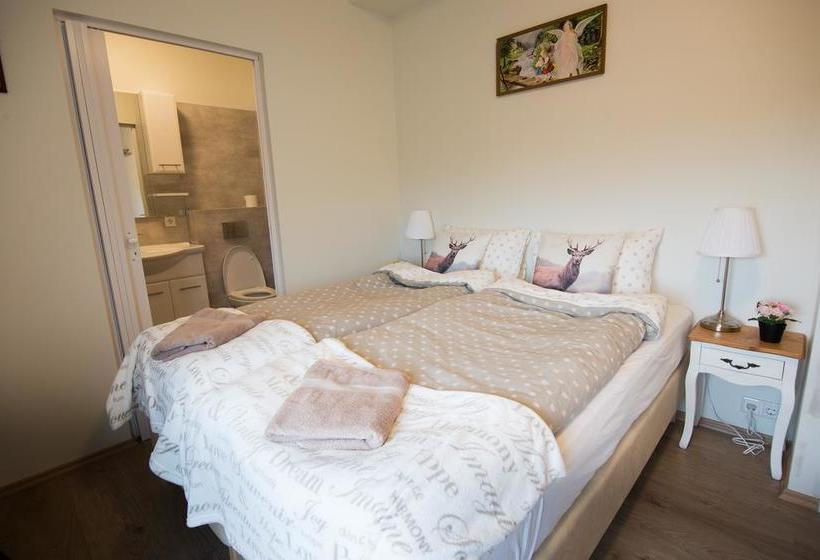 تختخواب و صبحانه Guesthouse Grund