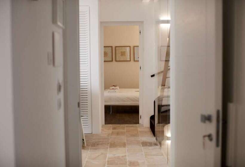 تختخواب و صبحانه Iulius Suite & Spa