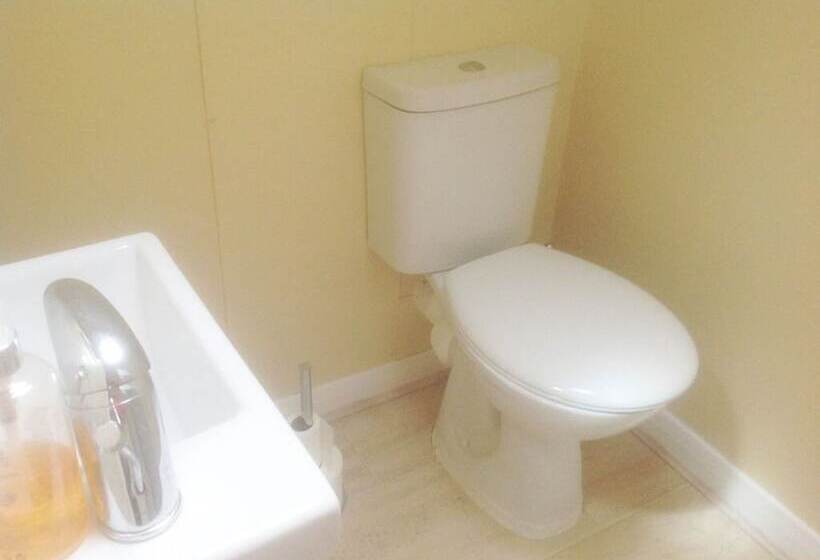 Bed and Breakfast Oak Tree House