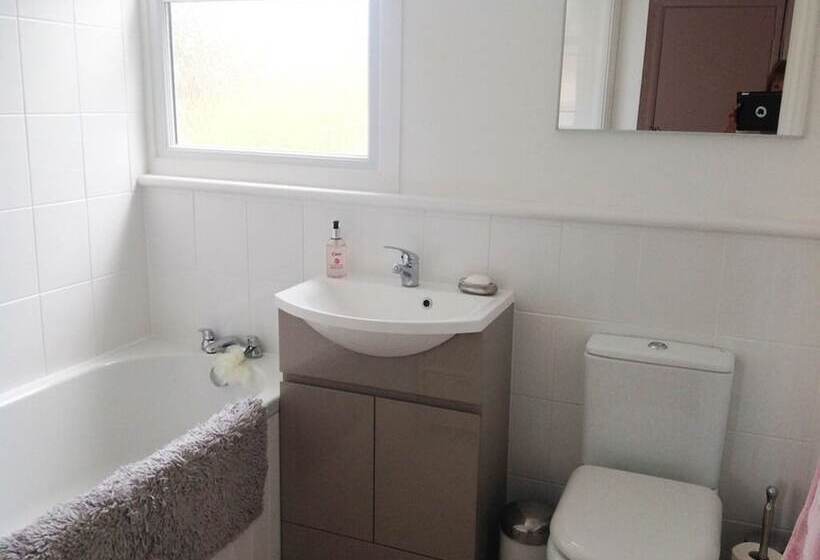 Bed and Breakfast Oak Tree House