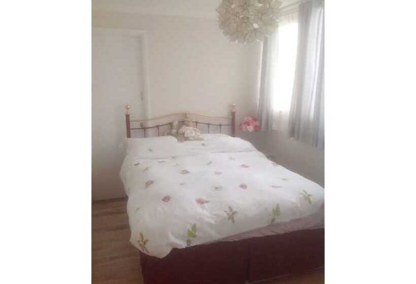 Bed and Breakfast Oak Tree House