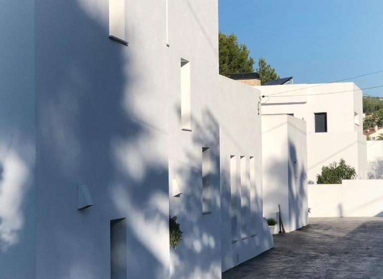 تختخواب و صبحانه One Thousand Waves