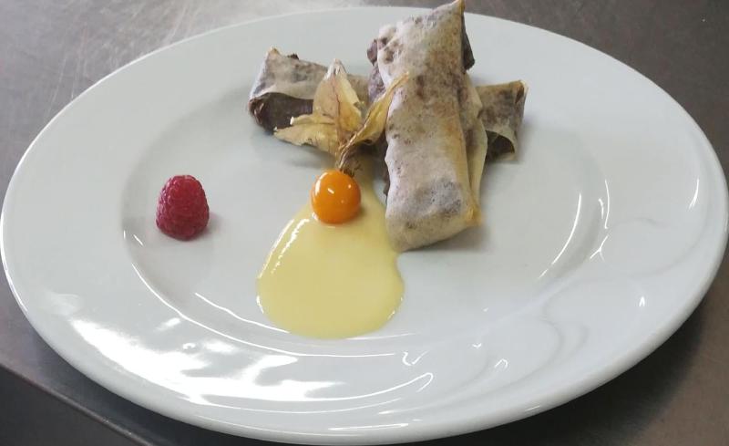 Отель Alonso De Monroy