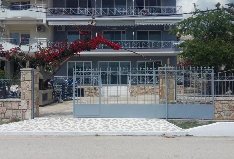 בית מלון כפרי Irini Boutique Rooms!!!