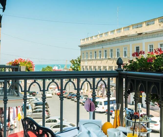 هتل De Paris Odessa  Mgallery