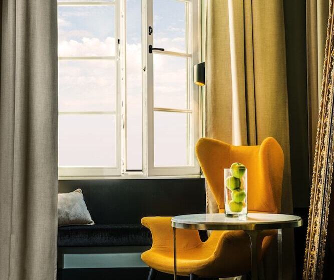 هتل De Paris Odessa  Mgallery