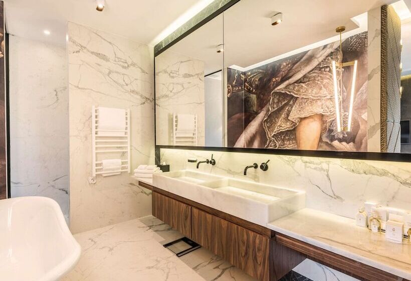 هتل De Paris Odessa  Mgallery