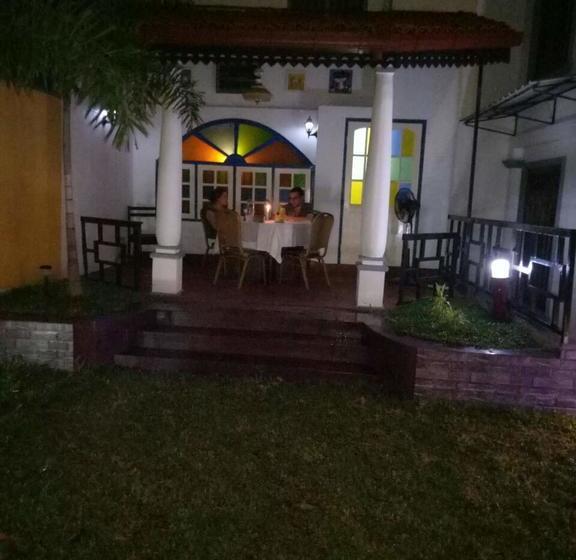 ホテル Devoni Nature Resort