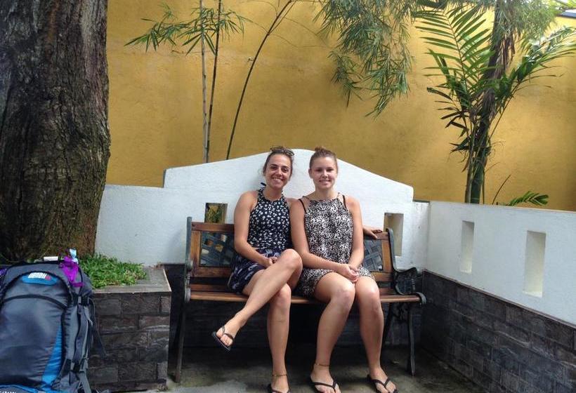 ホテル Devoni Nature Resort