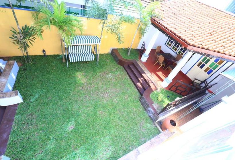 ホテル Devoni Nature Resort