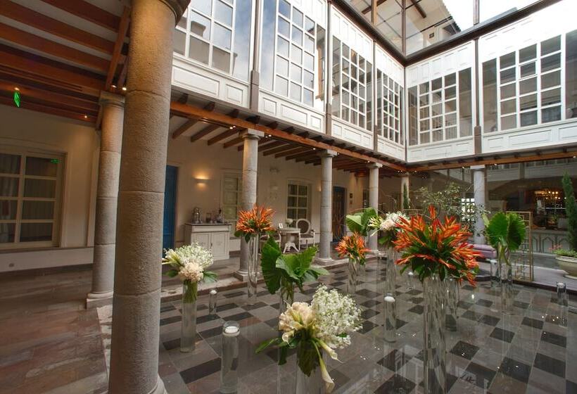 هتل Illa Experience