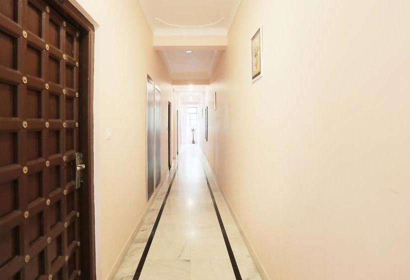 فندق Treebo Trend Jhalamaan Lake Pichola