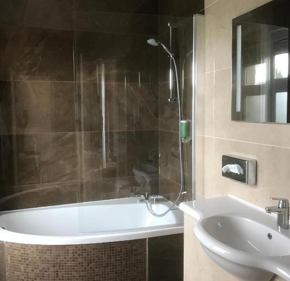 בית מלון כפרי Le Cercle