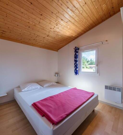 Отель Les Terrasses Du Lac