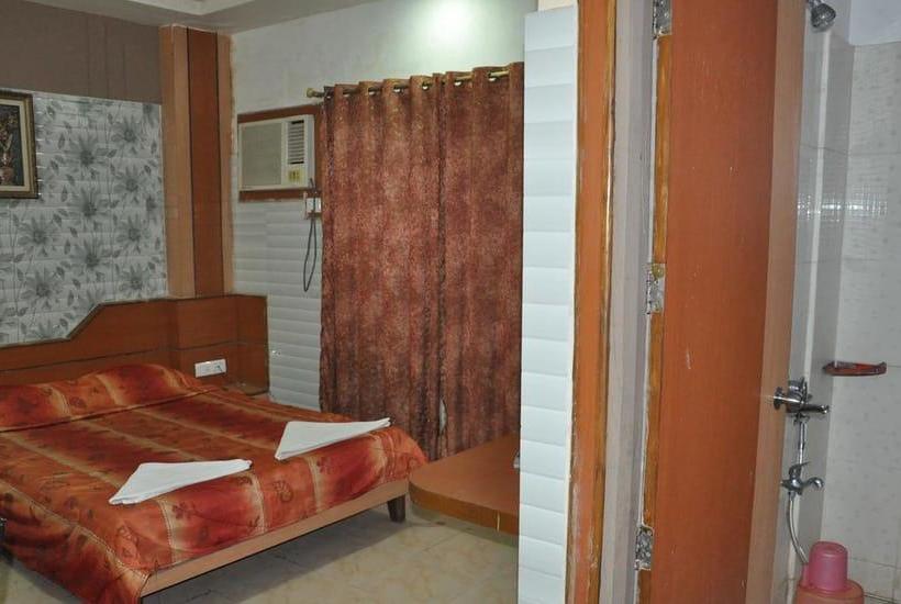 ホテル Mahabir Galaxy