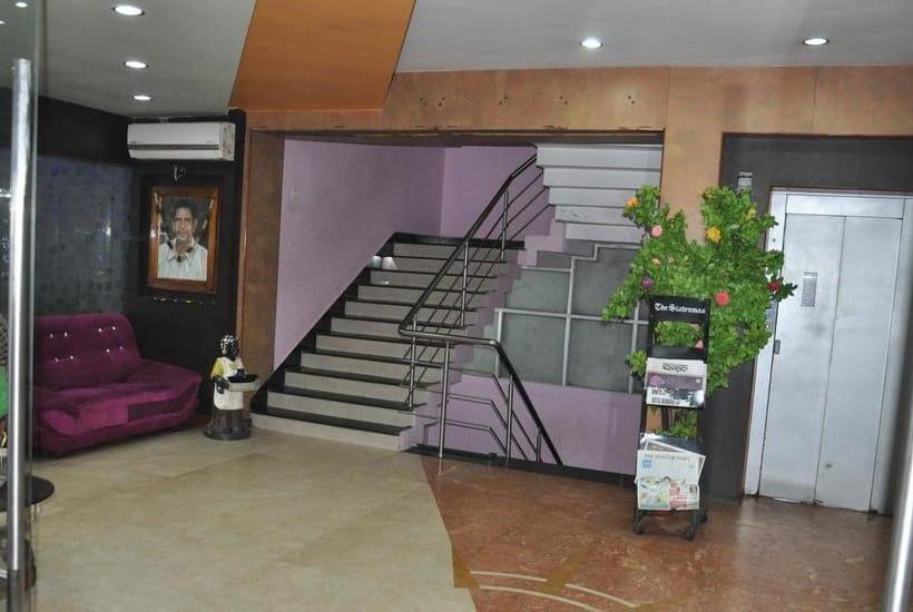 ホテル Mahabir Galaxy