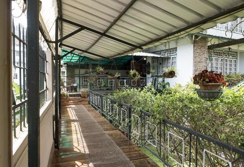 בית מלון כפרי Capital O 2402  Highwinds