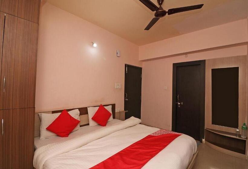 호텔 Oyo Rooms Pandra Road Near Otc Ground
