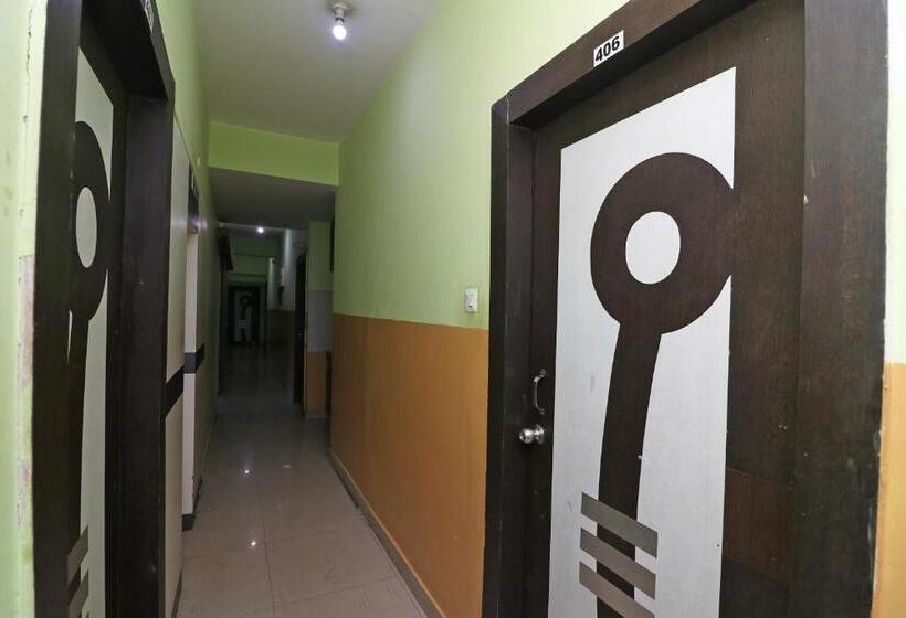 ホテル Oyo Rooms Pandra Road Near Otc Ground