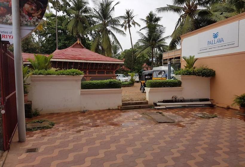 בית מלון כפרי Pallava Rajadhani