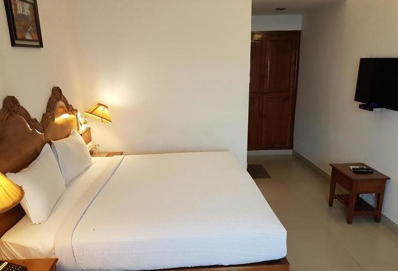 בית מלון כפרי Pallava Rajadhani