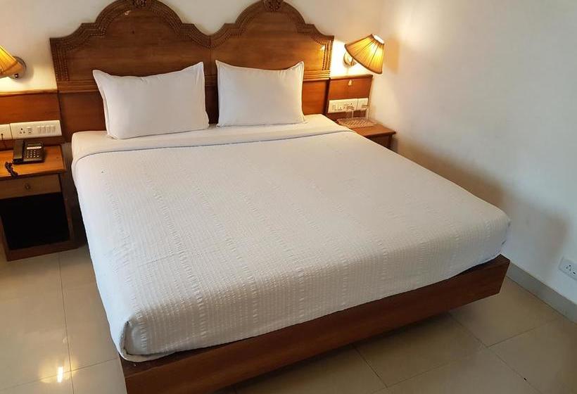 בית מלון כפרי Pallava Rajadhani