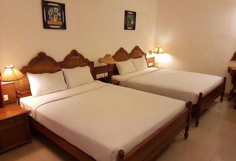 בית מלון כפרי Pallava Rajadhani