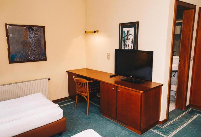 בית מלון כפרי Paul S