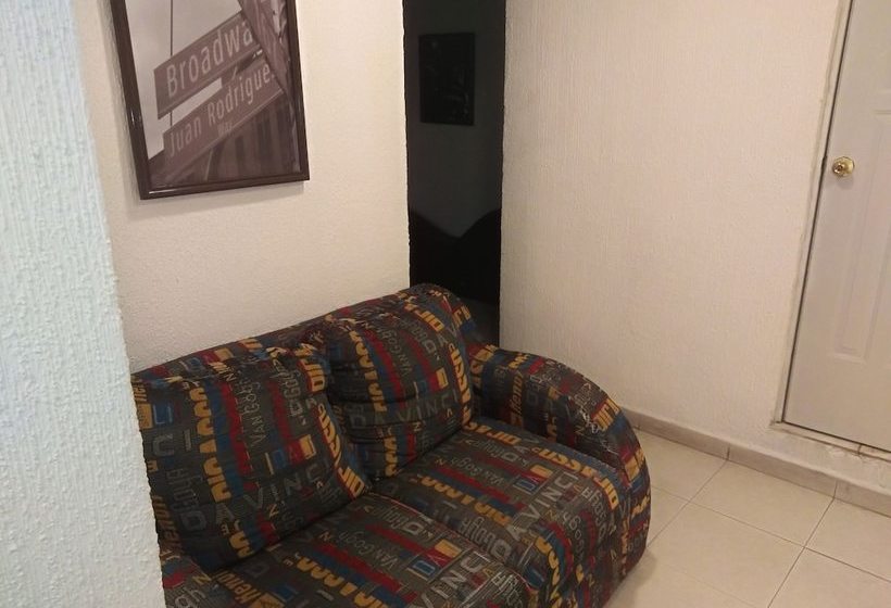 ホテル Quinta Avenida