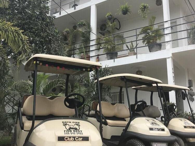 ホテル Sayulita Kart Inn