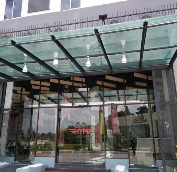 Hype Motorsport Hotel Nilai