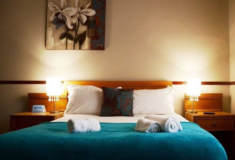 فندق The Hamlet Country Lodge