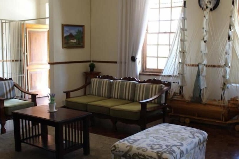 فندق The Hamlet Country Lodge