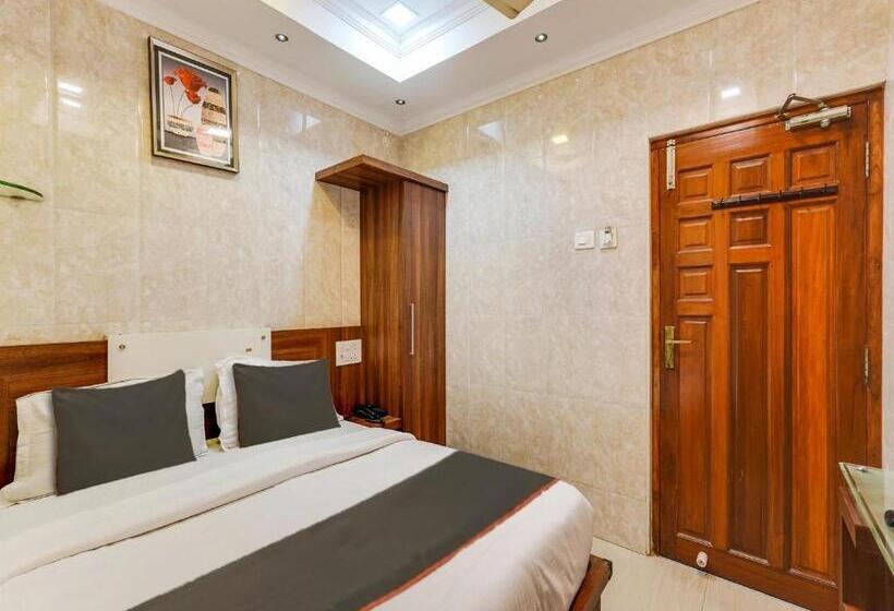 בית מלון כפרי The Park Royal