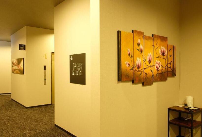 The Premium Hotel In Rinku