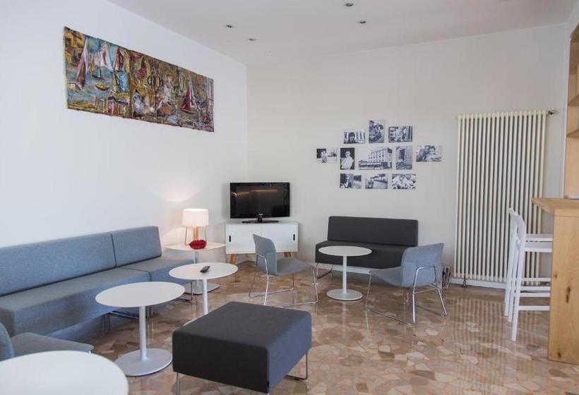 فندق Turismo Europa