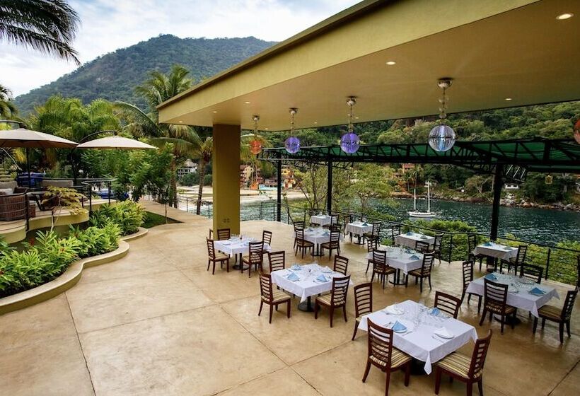 Отель Villa Armonia Luxury Suites