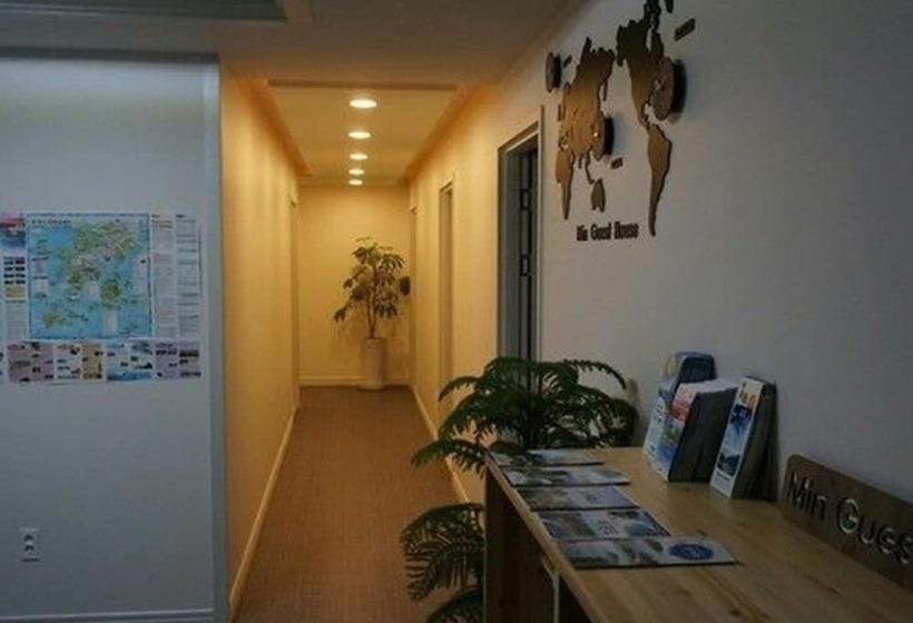 Min Guest House   Hostel