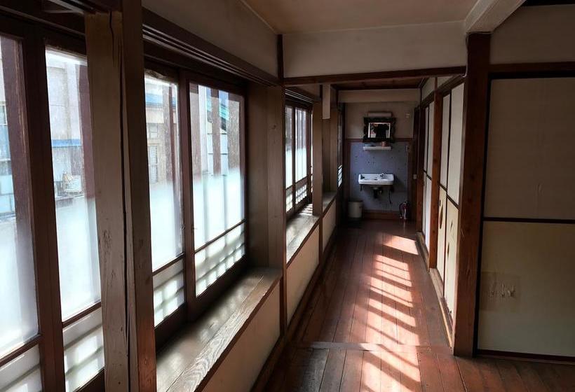 Niko Ryokan
