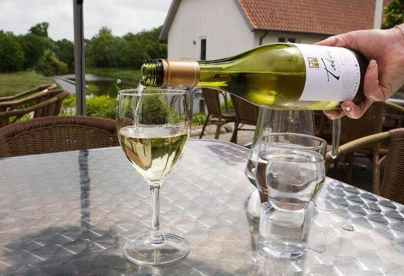 בית מלון כפרי Brobyværk Kro