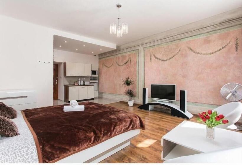 Mikołajska 5 Apartments