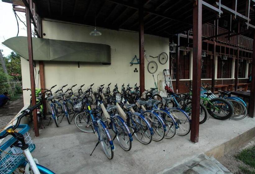 هاستل Gili Buana