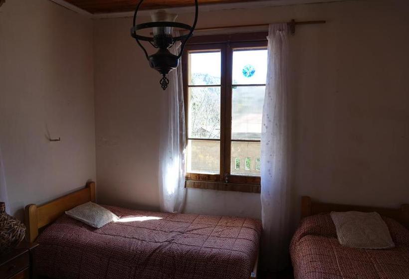 فندق صغير Hostal Los Castaños