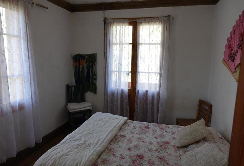 فندق صغير Hostal Los Castaños