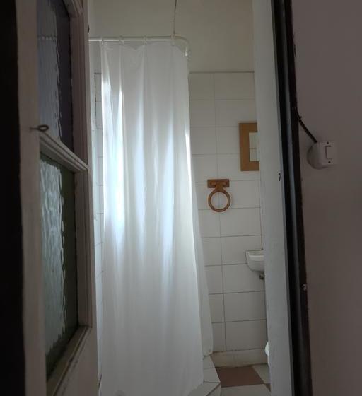 فندق صغير Hostal Los Castaños