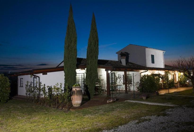 مبيت وإفطار Antico Casale Spezia Pelagalli