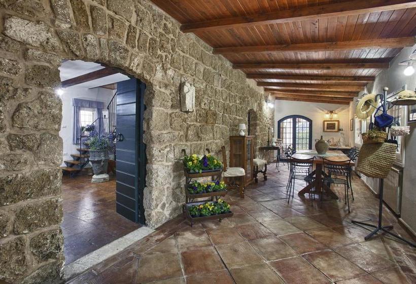 مبيت وإفطار Antico Casale Spezia Pelagalli