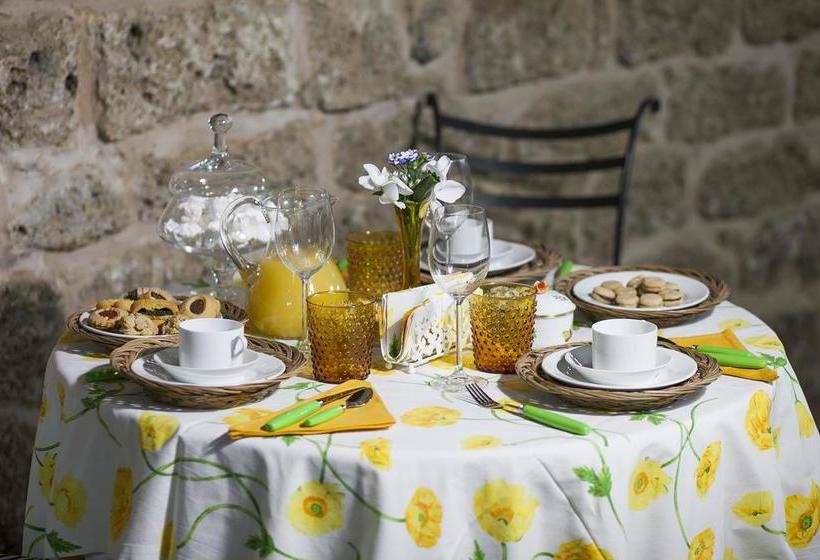 مبيت وإفطار Antico Casale Spezia Pelagalli