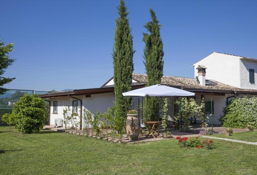 مبيت وإفطار Antico Casale Spezia Pelagalli